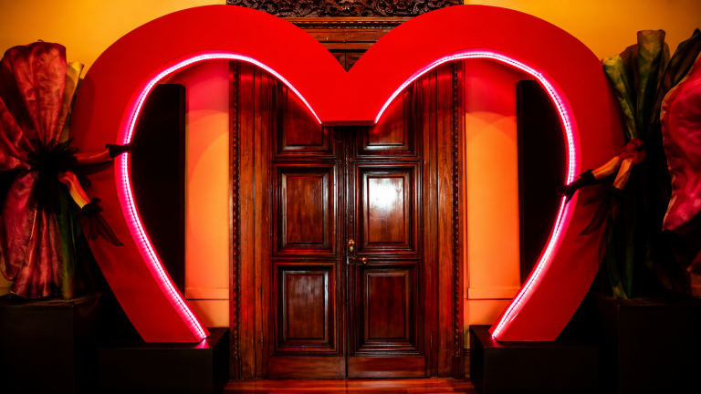 11x9ft Heart Walkway (covered in red velvet)